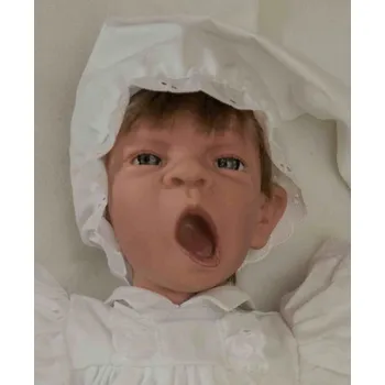 Panenka Šklebík- Zíválek od firmy Lamagik ze Španělska (Gestito - španělský šklebík)