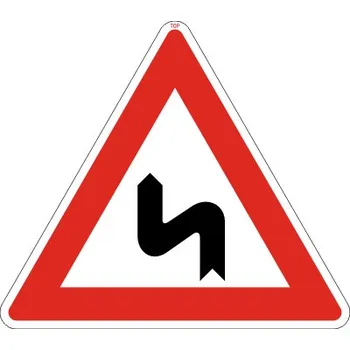 Dopravní značení Dopravní Značka A2b 700 mm Dvojitá zatáčka, první vlevo