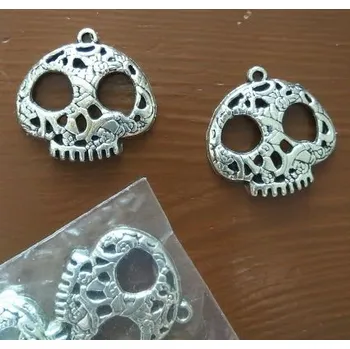 Materiál na výrobu šperku přívěsek lebka zdobená na řetízek