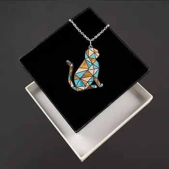 Přívěsek AMADEA Dřevěný přívěsek na krk kočka, 4x3 cm, český výrobek