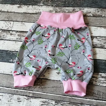 Dívčí kraťasy Yháček Kraťásky/tříčtvrťáky Yháček, ptáčci na šedé Velikost: 122