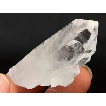 Přírodní kámen Mnohonásobný krystal surový křišťál QA Brazílie 33g