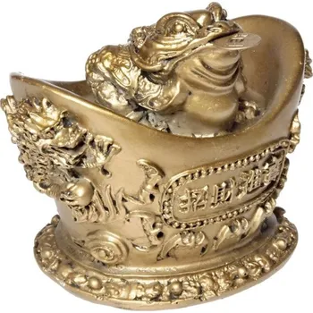 Soška Žába resin třínohá na ingotu 9 cm