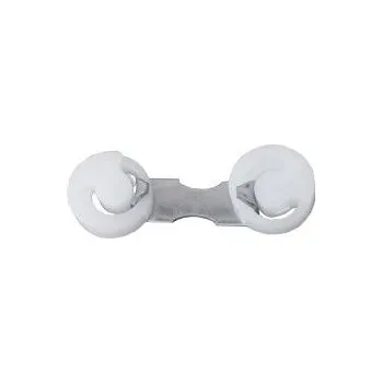 Spojka (spona) obložkové zárubně se dvěma excentry