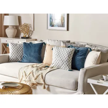 Dekorativní polštářek Sada 2 dekorativních polštářů bílé/modré bavlna 45 x 45 cm květinový vzor střapce ručně vyrobený potah boho styl Beliani