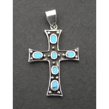 Přívěsek Kříž s tyrkysovou výzdobou - stříbrný přívěsek