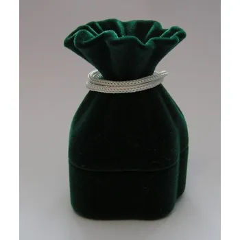 Dárková krabička Sametová krabička na šperky - měšec zelený