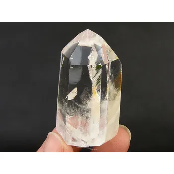 Přírodní kámen Křišťál broušená špice (43g)