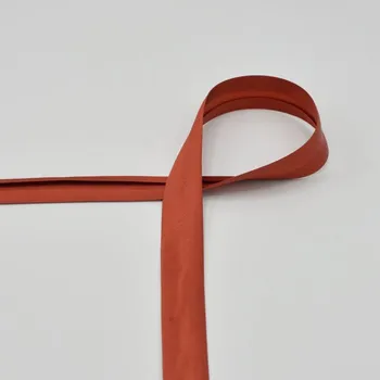 Saténový lemovací proužek, zažehlený, cihlový, 20mm