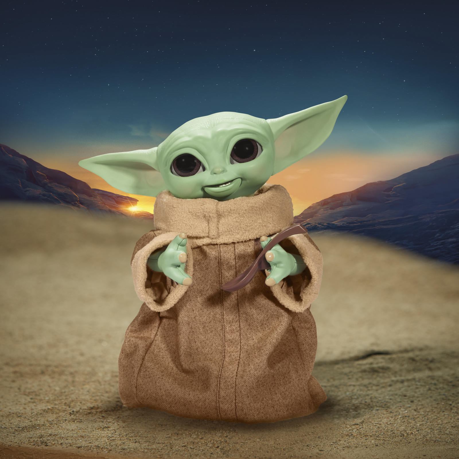 Hasbro Baby Yoda se svačinou