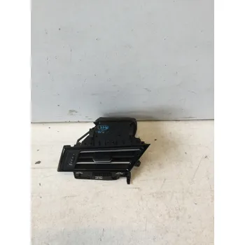 Klimatizace automobilu Výdech Ventilace levý Vw Passat B8