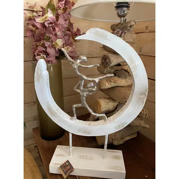 Dekorace z masivu V pohybu