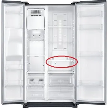 Kuchyňský spotřebič Samsung DA67-04254A 3. police skleněná z vrchu v pravé části chladničky pro americkou lednici