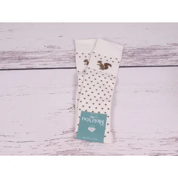 CNB BERLIN Podkolenky DE 58236 smetanové s béžovými puntíky a veverkou velikosti ponožek: 23-25 (EUR vel. 35-38)