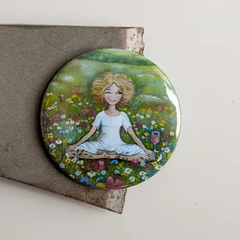 Dekorativní magnet Zuzana Honsová Relaxuji - magnet 56 mm