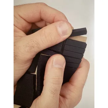 Pěnová páska - bloky 4,8mm x 4,8mm x 25,4mm