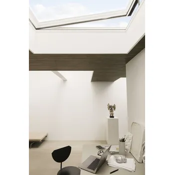 Okno Dálkově ovládaný světlík nové generace Velux CVU 0220Q Rozměry světlíku: 90x60 cm