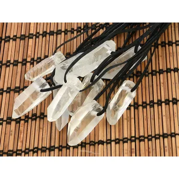 Šperk Přírodní lemurský křišťál krystal přívěsek na kůži