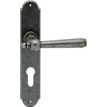 Dveřní kování COBRA HAMBURG KOVANÉ Provedení: PZ (vložkový zámek), Povrch: K - kované kování, Rozteč: 92 mm