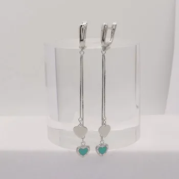 Náušnice Stříbrné náušnice s klasickým zapínáním