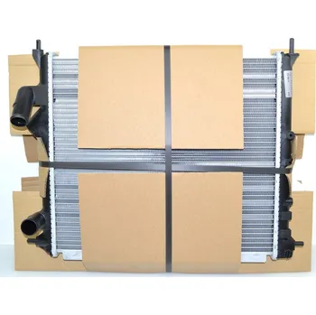 Chladič motoru Chladič vody motoru RENAULT RAPID , EXPRESS - 1.6 D 1986-1998 (RENAULT 6006000711 RENAULT 6006000754 VAN 43002133)