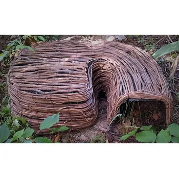 Domek pro ježky s ochranou typ 2022 hnědý 40 x 50 x 20 cm