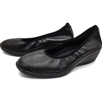 Dámské baleríny Dámské baleríny na klínku 4385-01 ARCOPEDICO černá Barva: černá, Velikost: 40