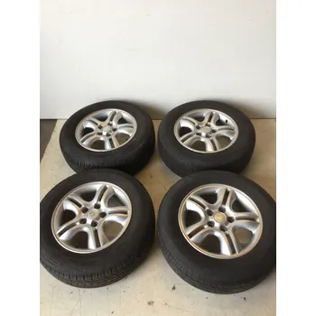 Alu kolo Alu Sada Kol Kia 6,5JX16 ET 41 5X114,3 Střed 67,1MM S pneu Kormoran