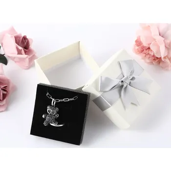 Dárková krabička B-TOP Krabička na šperky - bílá/ šedá Typ: Typ 1