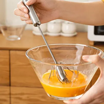 Šlehací metla Rotační metlička na šlehání