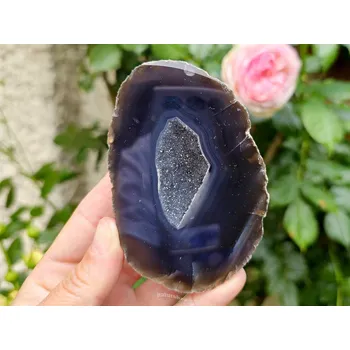 Přírodní kámen Achátová geoda s dutinkou 205g Brazílie