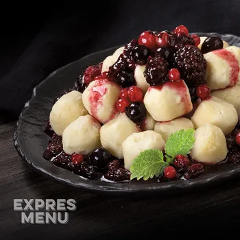 Hotové jídlo KM Tvarohové knedlíky s lesním ovocem