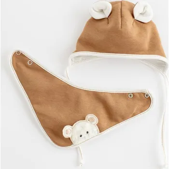 Kojenecká čepice Jarní kojenecká čepička s šátkem na krk New Baby Sebastian hnědá, vel. 62 (3-6m)