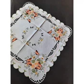 ubrus UBRUS vyšívaný 85 x 85 Motýl zelený lem
