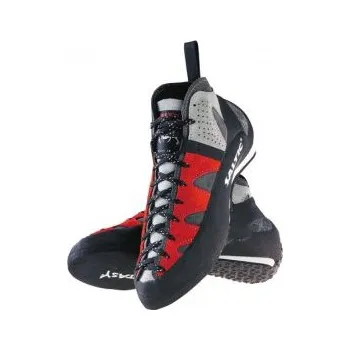 Lezečky Saltic Saphir red UK 4,5 lezečky