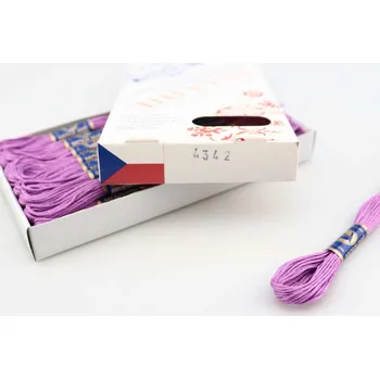 Příze Niťárna Vyšívací příze Mouline 4342 - středně fialová