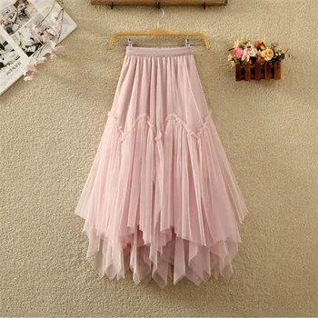 Dámská sukně Elegantní jednobarevná dámská tylová sukně s nepravidelným lemem Barva: Růžová