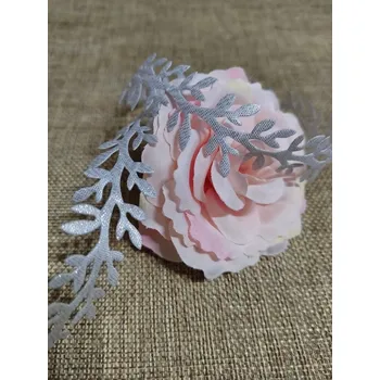 Krajka Saténový prýmek šíře 24 mm větvička s lurexem vánoční stříbrná