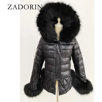 Dámská parka Péřová zimní bunda prošívaná s kožešinovými manžety a límcem Velikost: M, Barva (Varianta): Černá