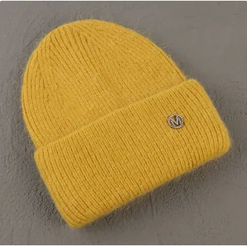 Čepice Vysoce kvalitní zimní vlněná čepice s malým logem Barva: žlutá s M