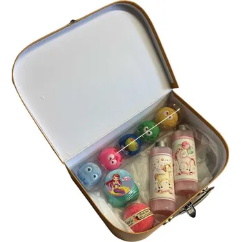 Školní kufřík Dětský dárkový box – pro holčičky (pro princezny) (Dárkový kufřík)