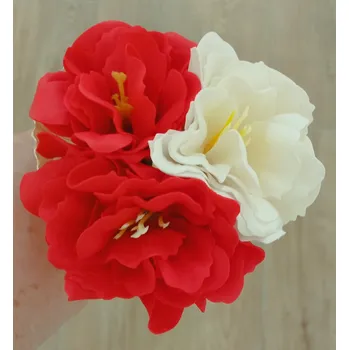 umělá květina RV studio Louny s.r.o. Mýdlová kytice 3 malé pivoňky Barva: Červená