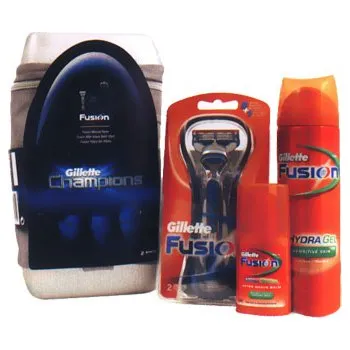 Péče o vousy GILLETTE *GS FUSION Strojek s 1 hlavicí + Gel na holení + Balzám 25ml + Etue