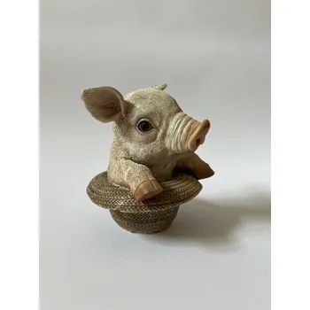 PRASÁTKO V KLOBOUKU - SOŠKA