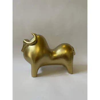 BÝK BUFALO - SOCHA VE ZLATÉM PROVEDENÍ