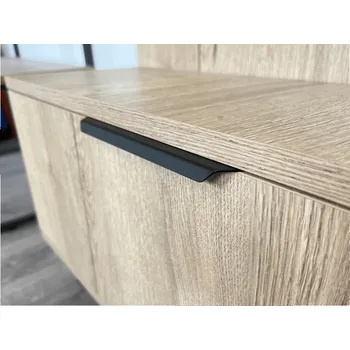 Nábytkové kování Gamet Úchytka na hranu dvířek MIKE / Černá matná strukturovaná 32 mm