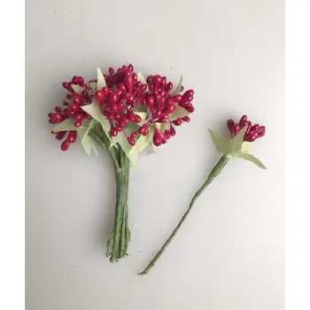 Květinové pestíky, červené