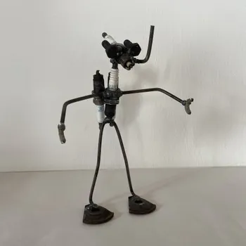 Soška ze zapalovacích svíček - Potapěč