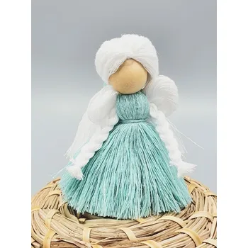 Vánoční dekorace Originální andělka z příze na stojánku Mentolová s bílými vlasy