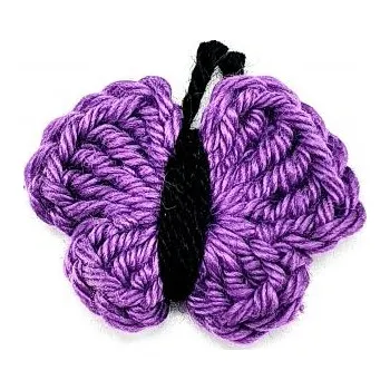 Nášivka Háčkovaný motýl - aplikace fialová 1